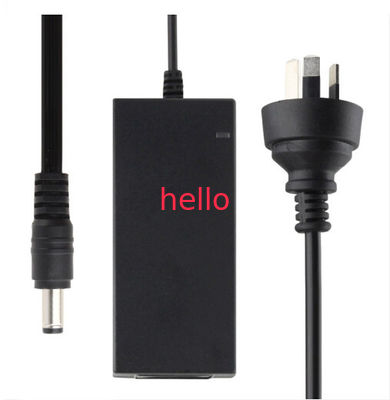พาวเวอร์ซัพพลาย 12V 5A AC / DC อะแดปเตอร์กับ 100V-240VAC 50-60Hz