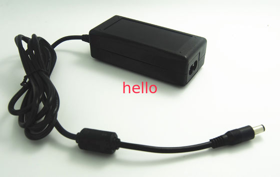 24W 12V DC 2A Wyjście Uniwersalny zasilacz, C8 Gniazdo, kabel 1,5M DC