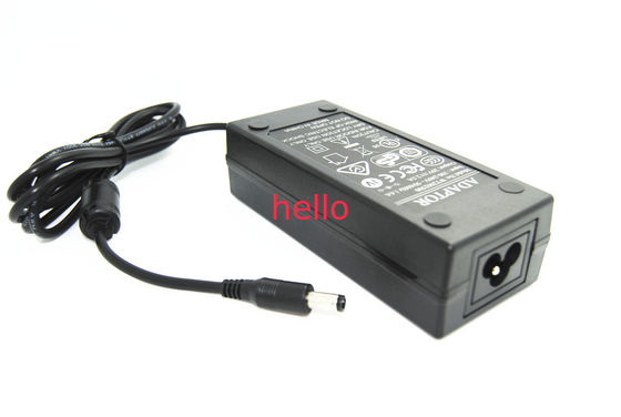 C6 3 Pin CEC/ERP の切換えの電源 1.2M DC のコードが付いている外国力のアダプター