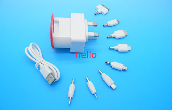 La spina BRITANNICA universale corrente costante del caricatore 5V 2.0A di viaggio di USB, FCC parte 15B