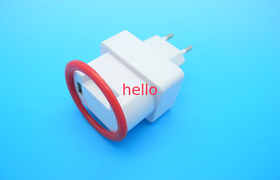 5V 2000mA ยูนิเวอร์แซชาร์จ USB ท่องเที่ยว