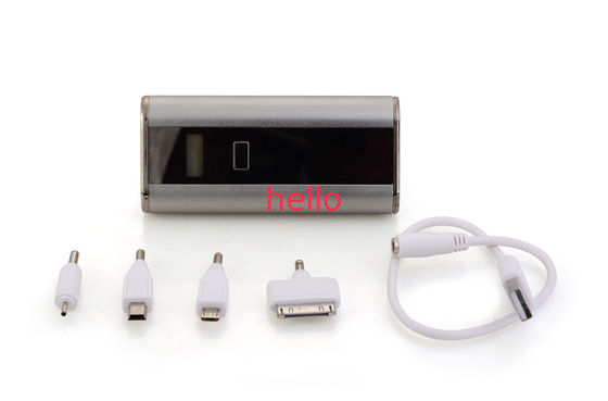 मोबाइल फोन / कार 5 वी मोबाइल पावर एलईडी 7800mAh के साथ की आपूर्ति