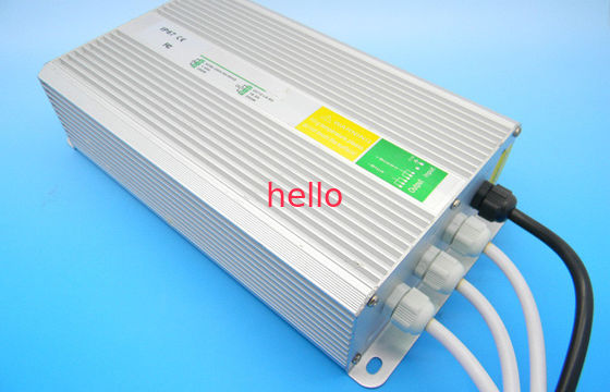 het Hoge rendement van hoofd 200W 12V Waterdicht Bestuurders Elektromateriaal openlucht