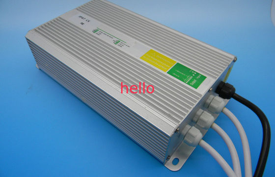 het Hoge rendement van hoofd 200W 12V Waterdicht Bestuurders Elektromateriaal openlucht