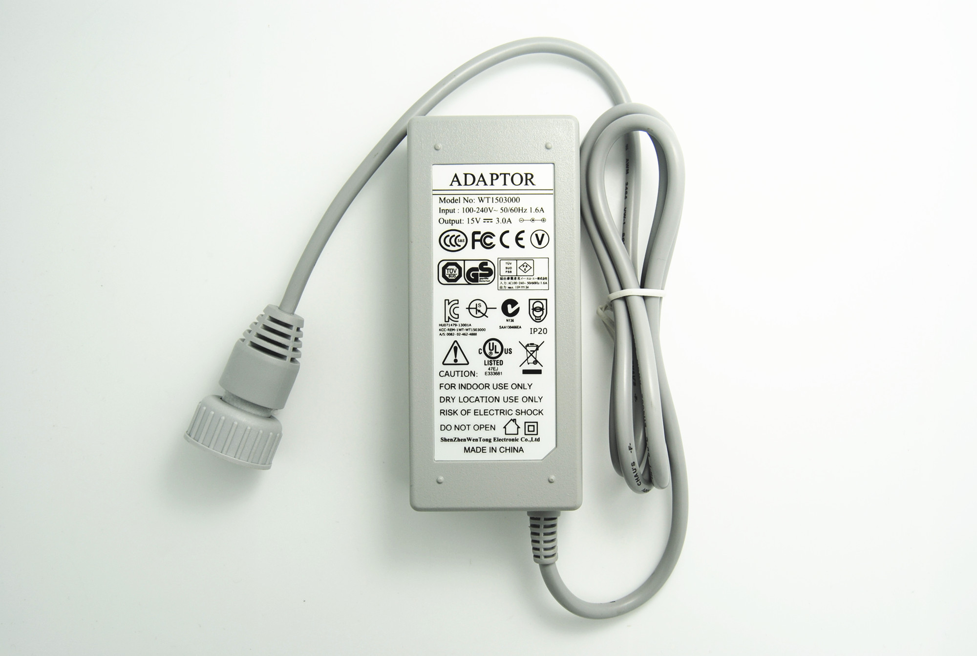 تنظيف روبوت EN61558 التبديل محول التيار الكهربائي، OEM / ODM C6 / C8 / C14 2 دبابيس / 3 دبابيس