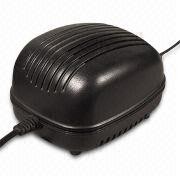 Ktec 5.7V 310MA. Adaptateur universel d'alimentation CC À C.A. avec EN60950-1UL60950-1