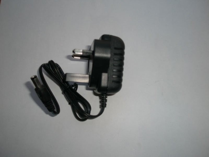 13.5W Eco amigável monofásicos portátil Universal AC DC adaptador de alimentação (UK, EUA, AU, UE)