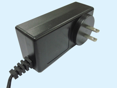 Adaptador 12V 3A 36W, alto enchufe del soporte de pared universal de poste los E.E.U.U. de la confiabilidad 2