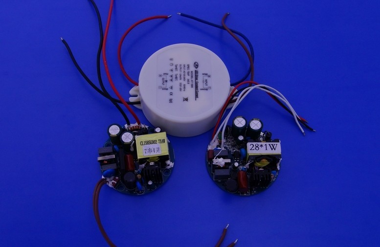 세륨 증명서를 가진 650ma LED 일정한 현재 전력 공급 24V DC