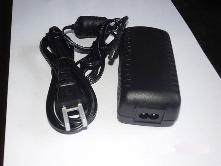 16V - 24V 0.05A - EMS-Desktop-Schaltnetzteil DC-3.75A eingebautes